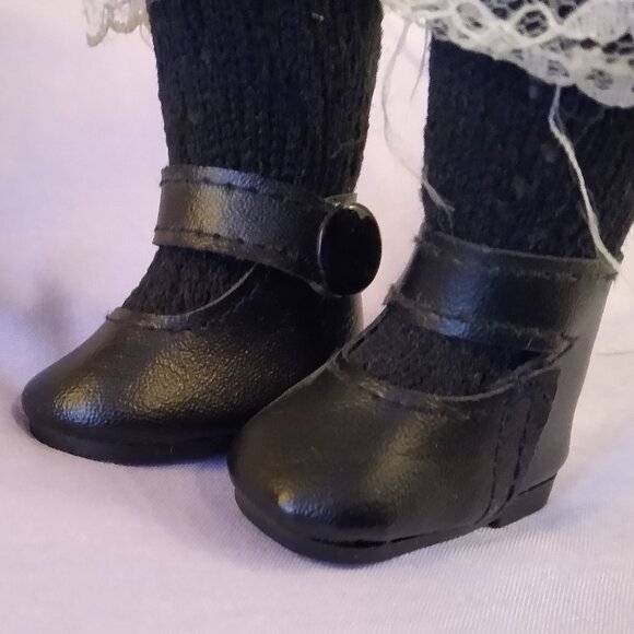 Classic Treasures Porcelain Doll - Picture 7 of 7